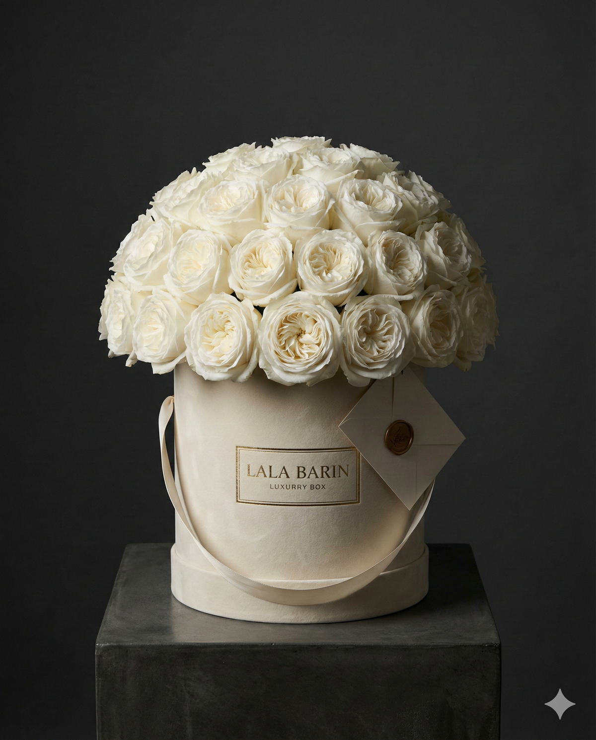 Luxury White Roses in Hat Box - Anniversary Flowers