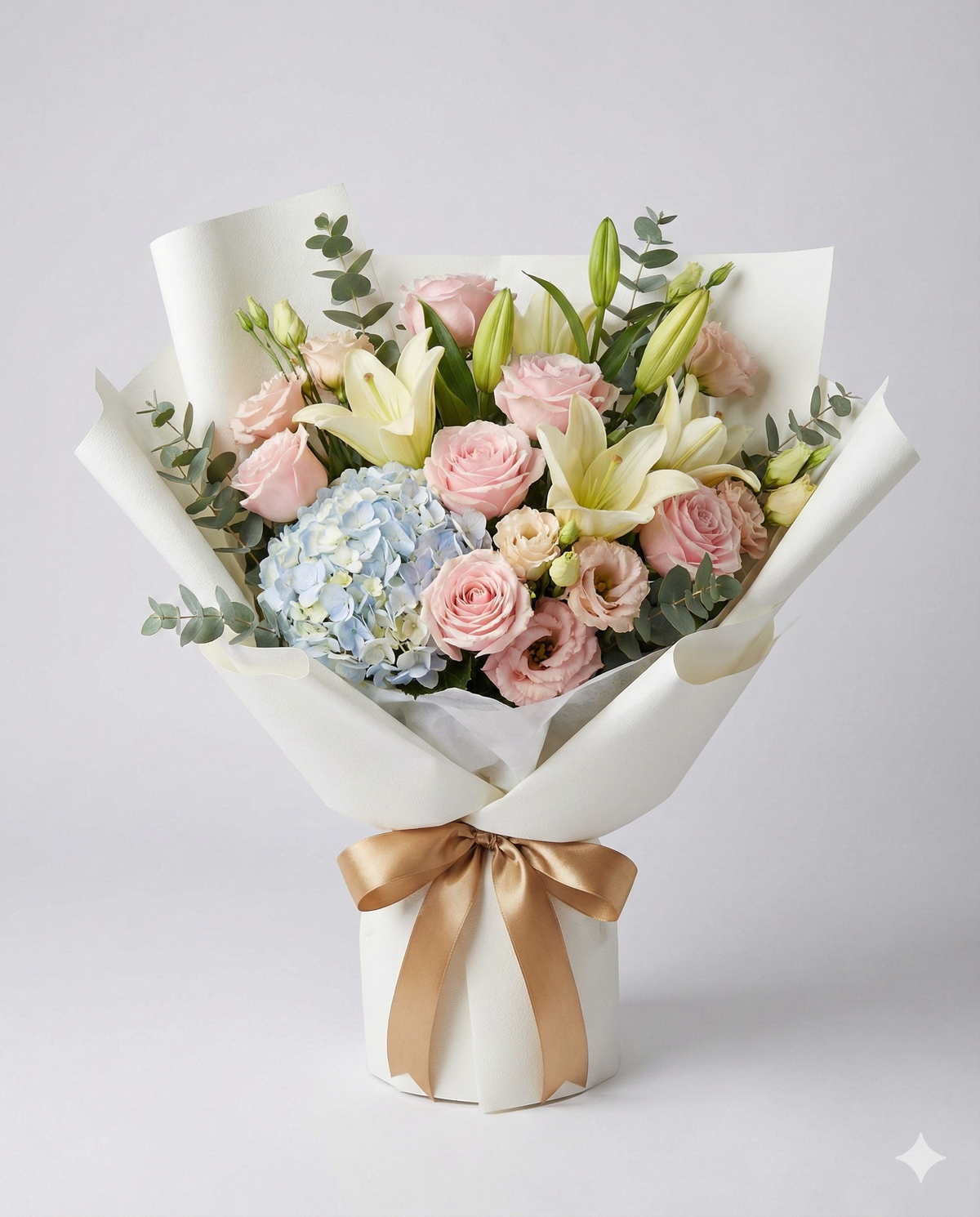 Luxury Pastel Rose and Lily Bouquet for Anniversary